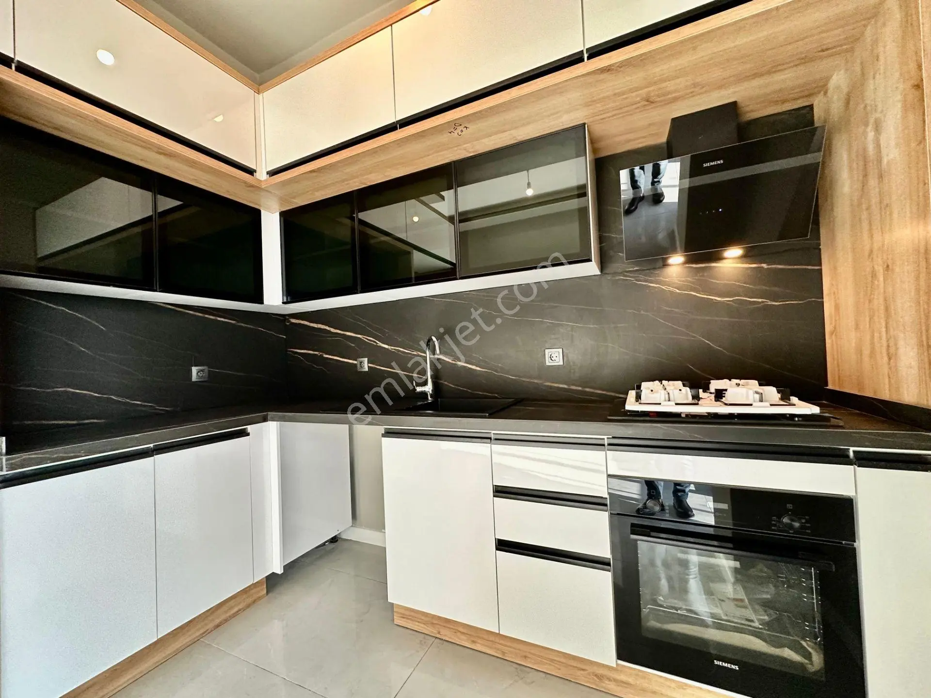 ꧁ay Emlaktan꧂akçay'da Muhteşem Konumlu Denize Manzaralı Satılık 3+1 Teraslı Dublex Daire — fotoğraf 13