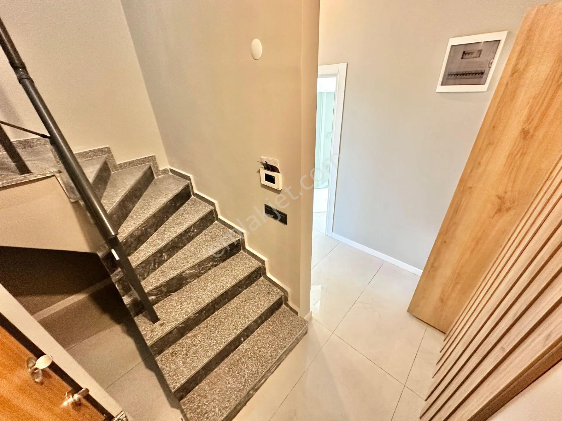 ꧁ay Emlaktan꧂akçay'da Muhteşem Konumlu Denize Manzaralı Satılık 3+1 Teraslı Dublex Daire — fotoğraf 28