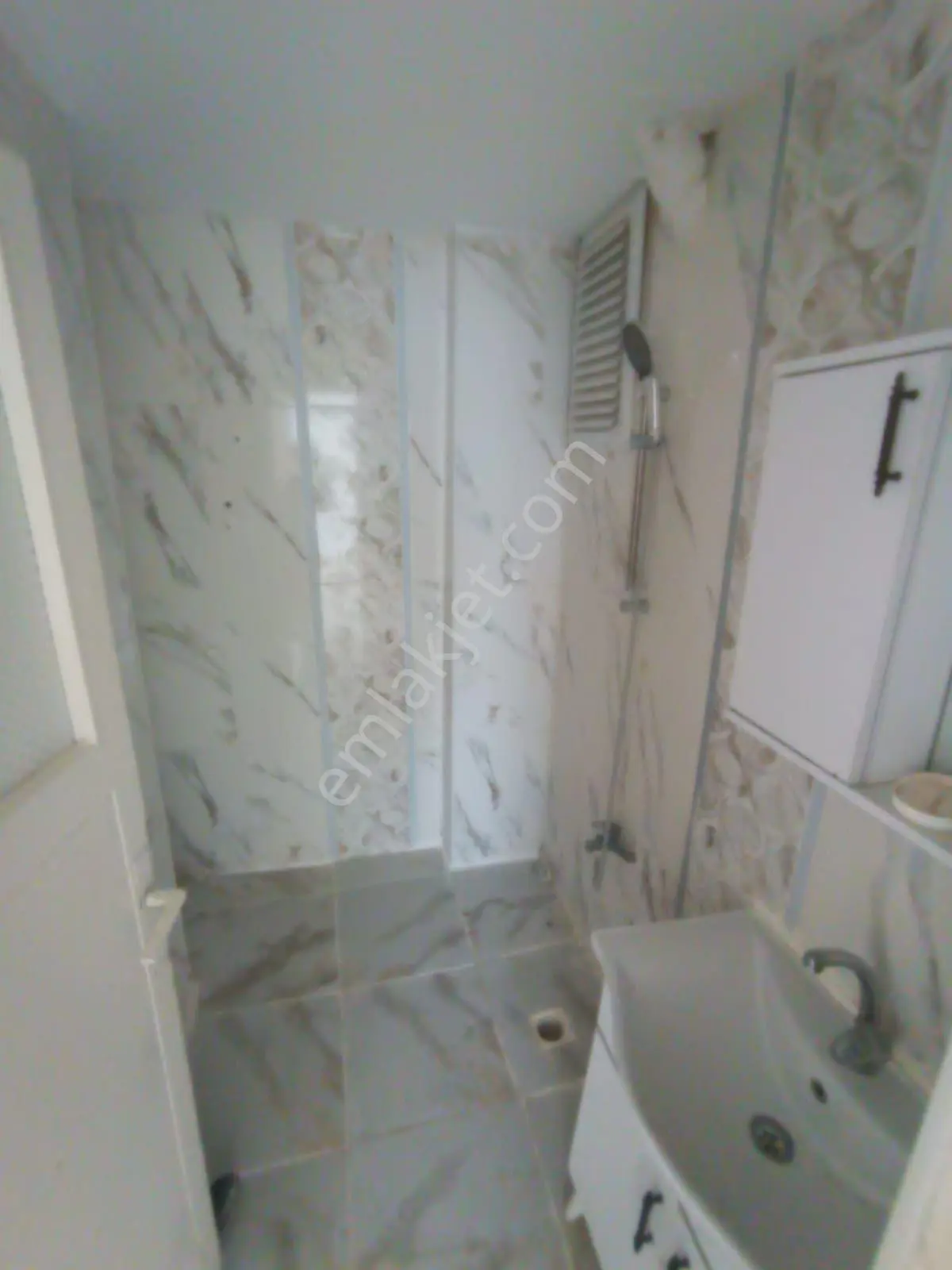Samsun İlkadım Saitbey Mahallesinde Satılık 3+1 Daire — fotoğraf 4