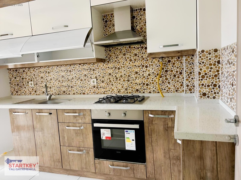 Şirinyer Güven Mahallesinde Çift Cepheli Kiralık Daire — fotoğraf 18