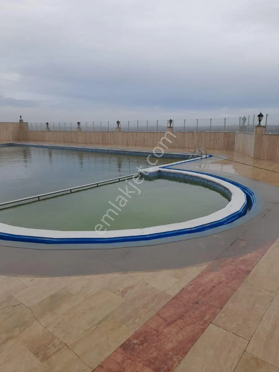 Huzurkent Sitesi İçerisinde 209 M² Arsa | Dubleks Mesken Tapulu — fotoğraf 2