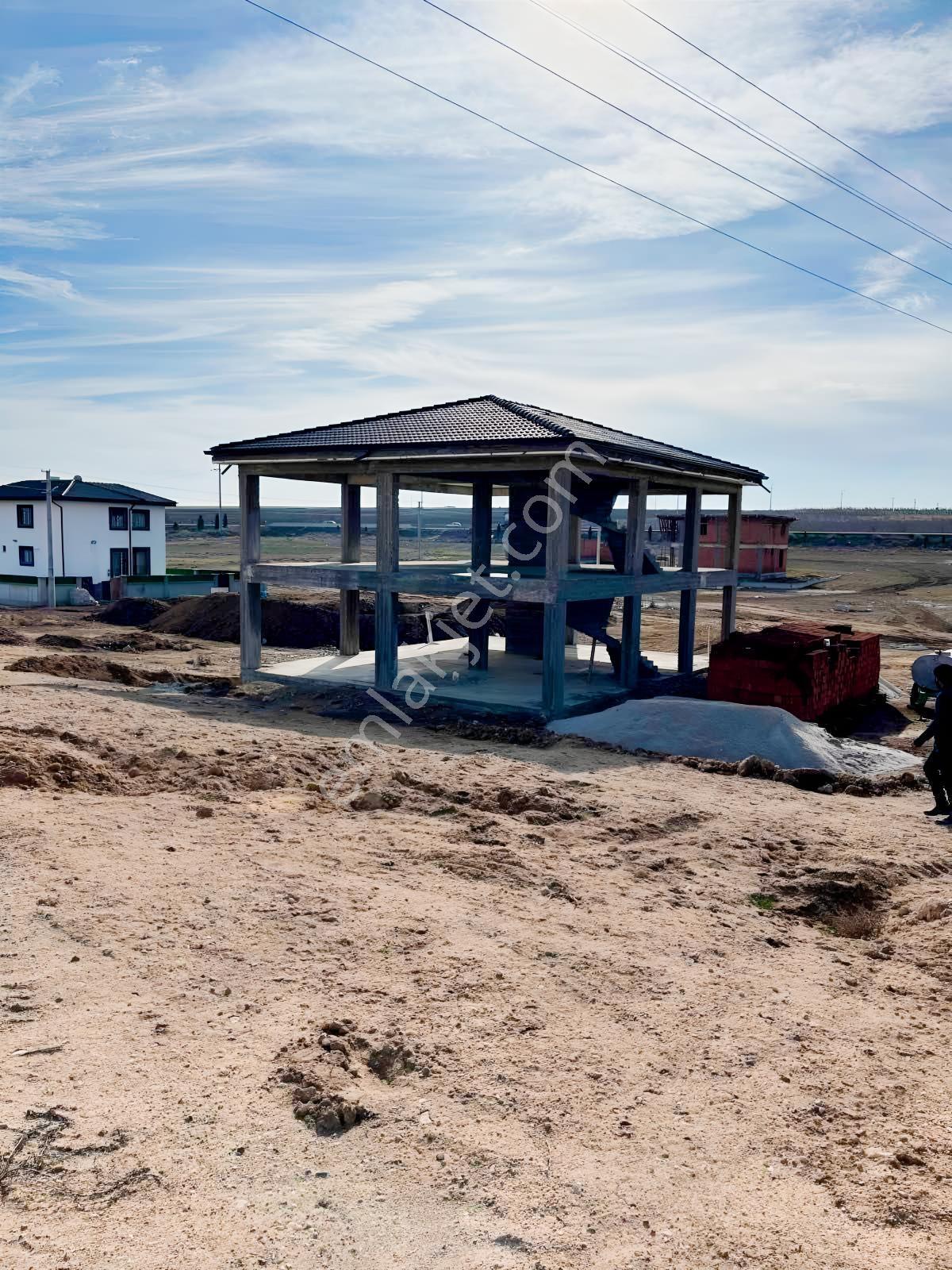 Nisandan Eskişehir Mahmudiyede Satılık 473 M² İmarlı Arsa