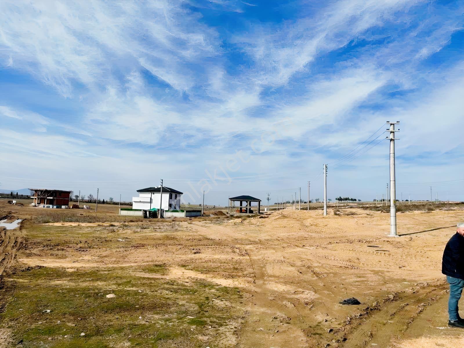 Nisandan Eskişehir Mahmudiyede Satılık 473 M² İmarlı Arsa — fotoğraf 2