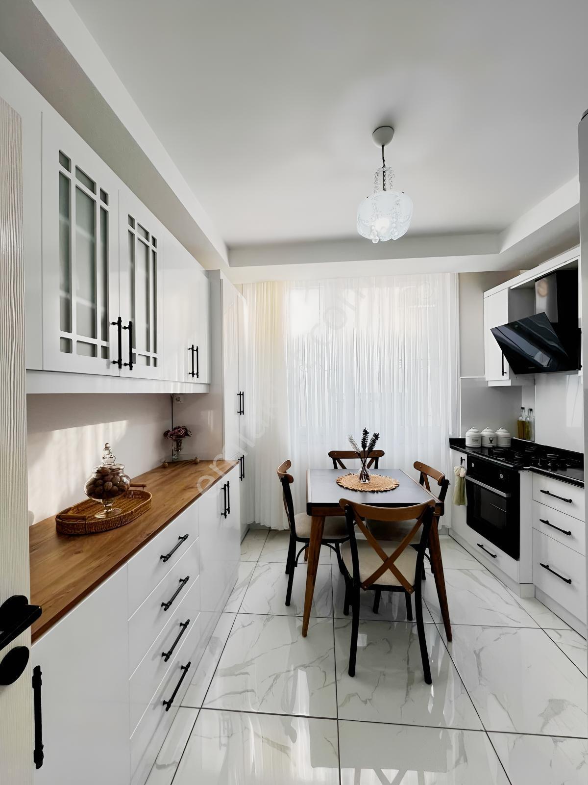 Toroslar Osmaniye Mh De Bağımsız 2 Katlı Müstakil Bina 3+1 + 3+1 — fotoğraf 4