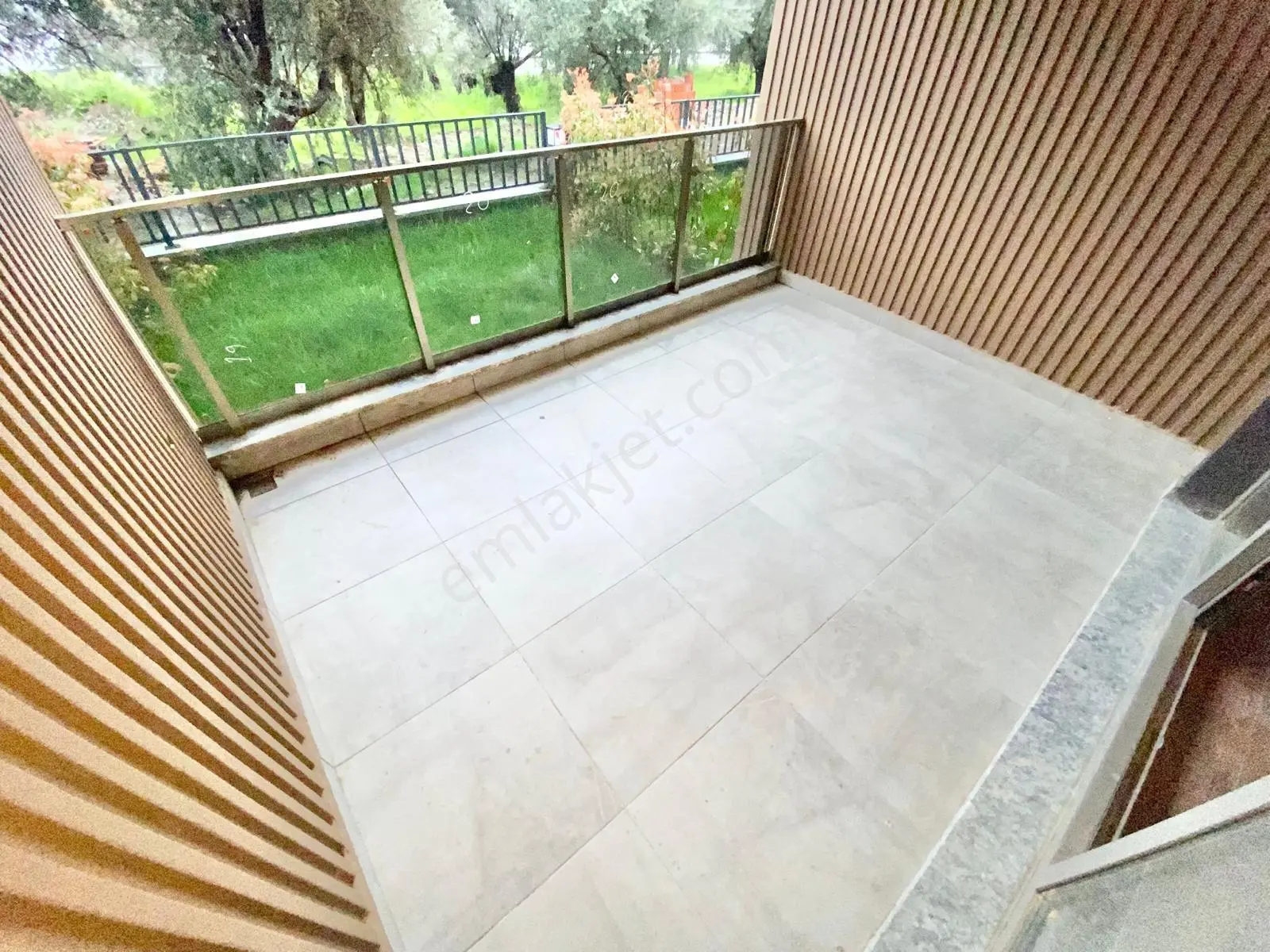 ꧁ay Emlaktan꧂altınoluk'ta Full Kredili Takasa Açık Taksitli Ödeme Seçenekli Satılık 3+1 Lüx Villa — fotoğraf 10