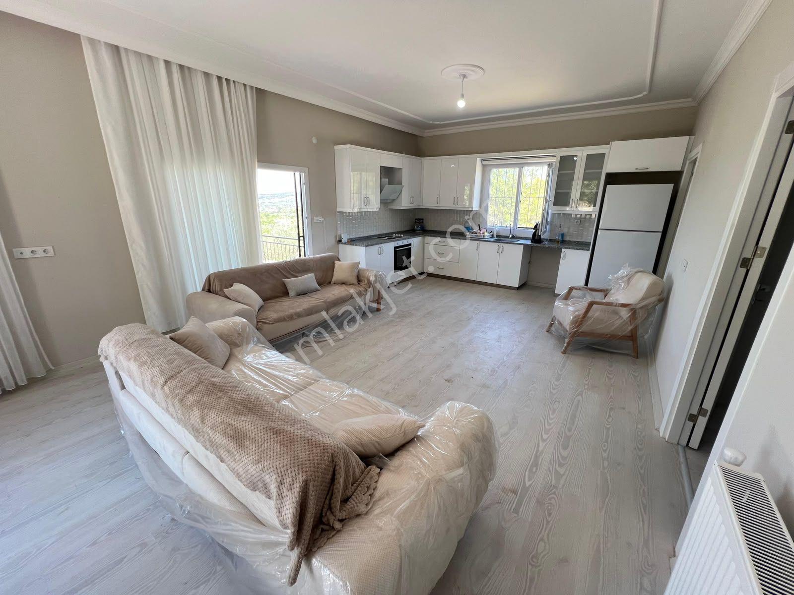 2488 M² Bahçe İçerisinde Yapı Kayıt Belgeli 80 M² 2+1 Ev — fotoğraf 6