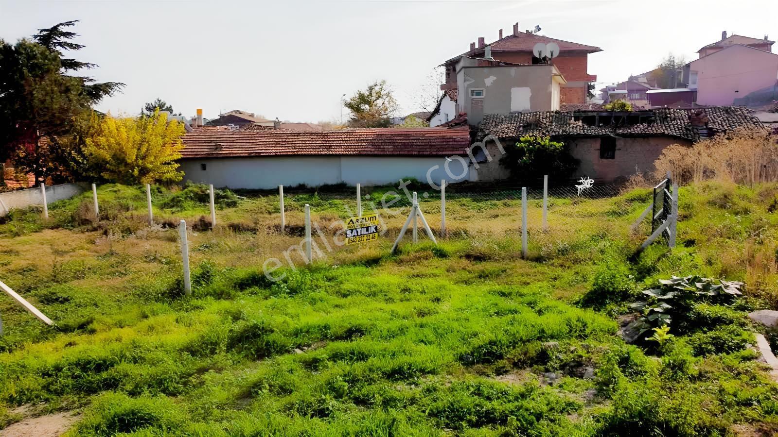 Merzifonun Kalbinde 3 Kat İmarlı Arsamız Satışta — fotoğraf 3