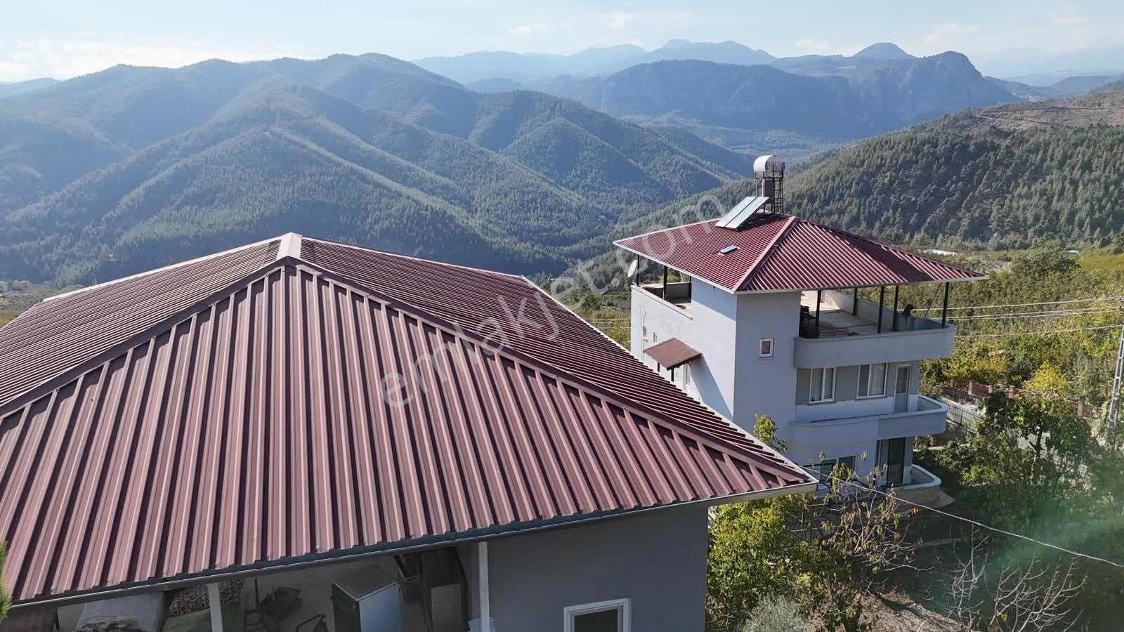 Yeniköy'de Masrafsız 3 Katlı Müstakil Ev 280 M² Arsa Üzerinde — fotoğraf 7