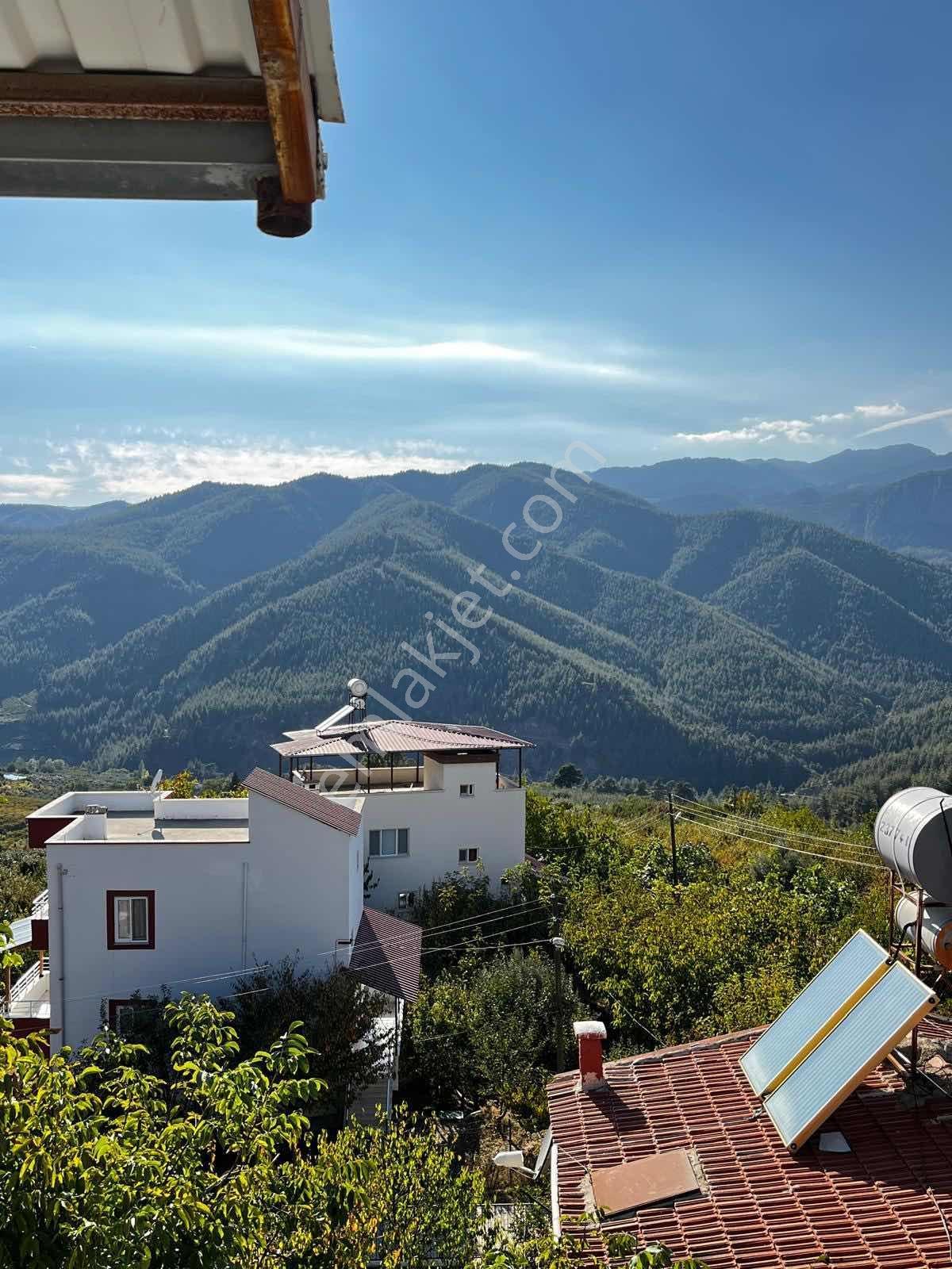 Yeniköy'de Masrafsız 3 Katlı Müstakil Ev 280 M² Arsa Üzerinde — fotoğraf 11