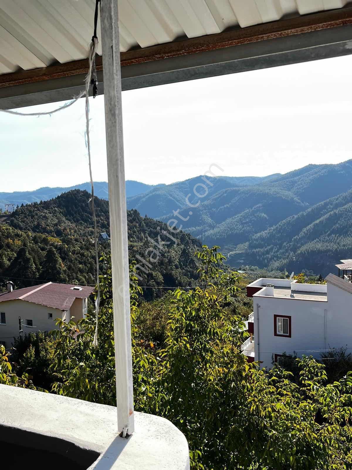 Yeniköy'de Masrafsız 3 Katlı Müstakil Ev 280 M² Arsa Üzerinde — fotoğraf 12
