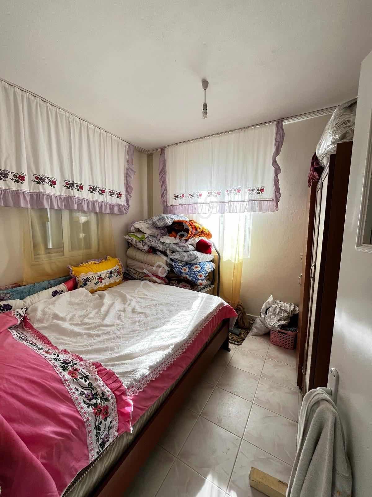 Yeniköy'de Masrafsız 3 Katlı Müstakil Ev 280 M² Arsa Üzerinde — fotoğraf 24