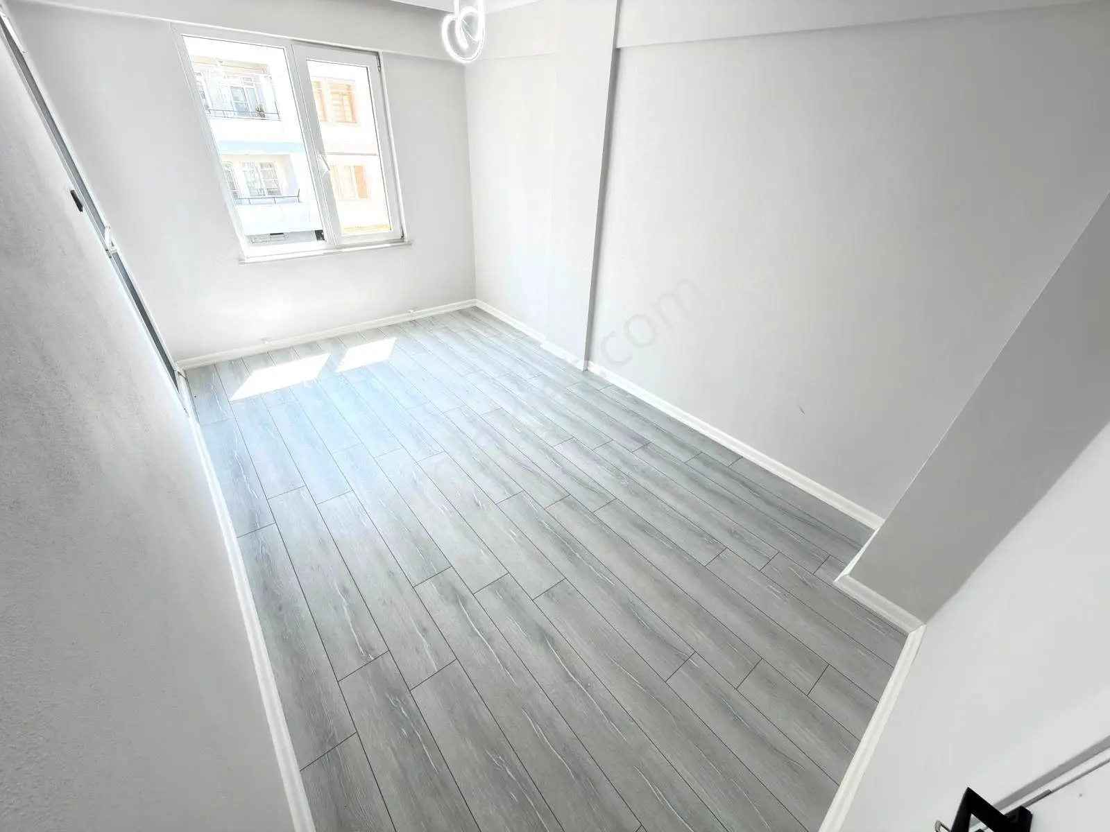 Referans'tan Altınkum'da Denize 200 Metre Ön Cephe Ayrı Mutfak 2+1 Daire — fotoğraf 4