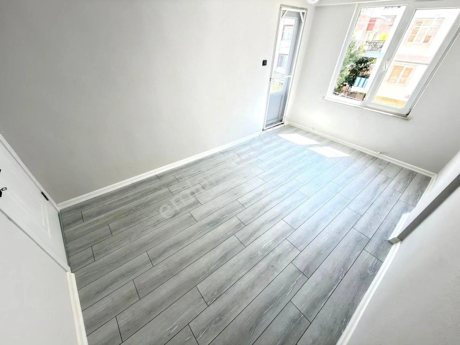 Referans'tan Altınkum'da Denize 200 Metre Ön Cephe Ayrı Mutfak 2+1 Daire — fotoğraf 19