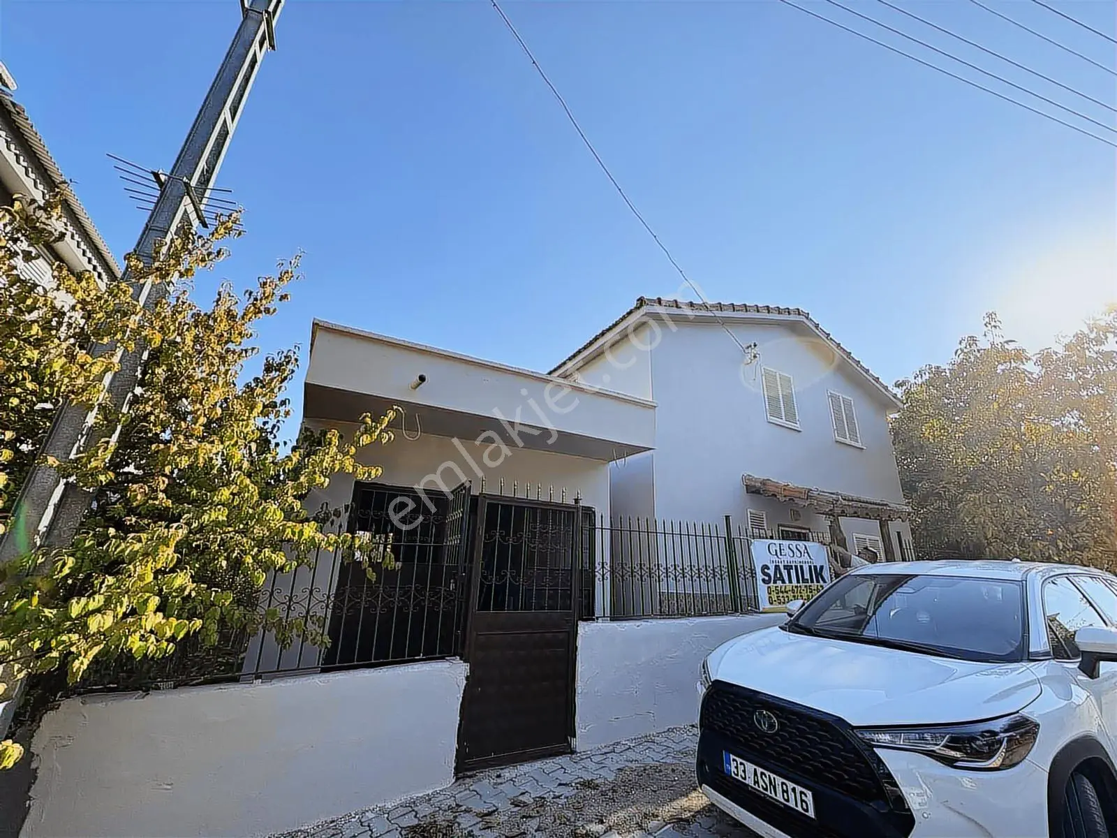 Gözne Sülüklüde Anayola Yakın Müstakil Bahçeli Ev — fotoğraf 2