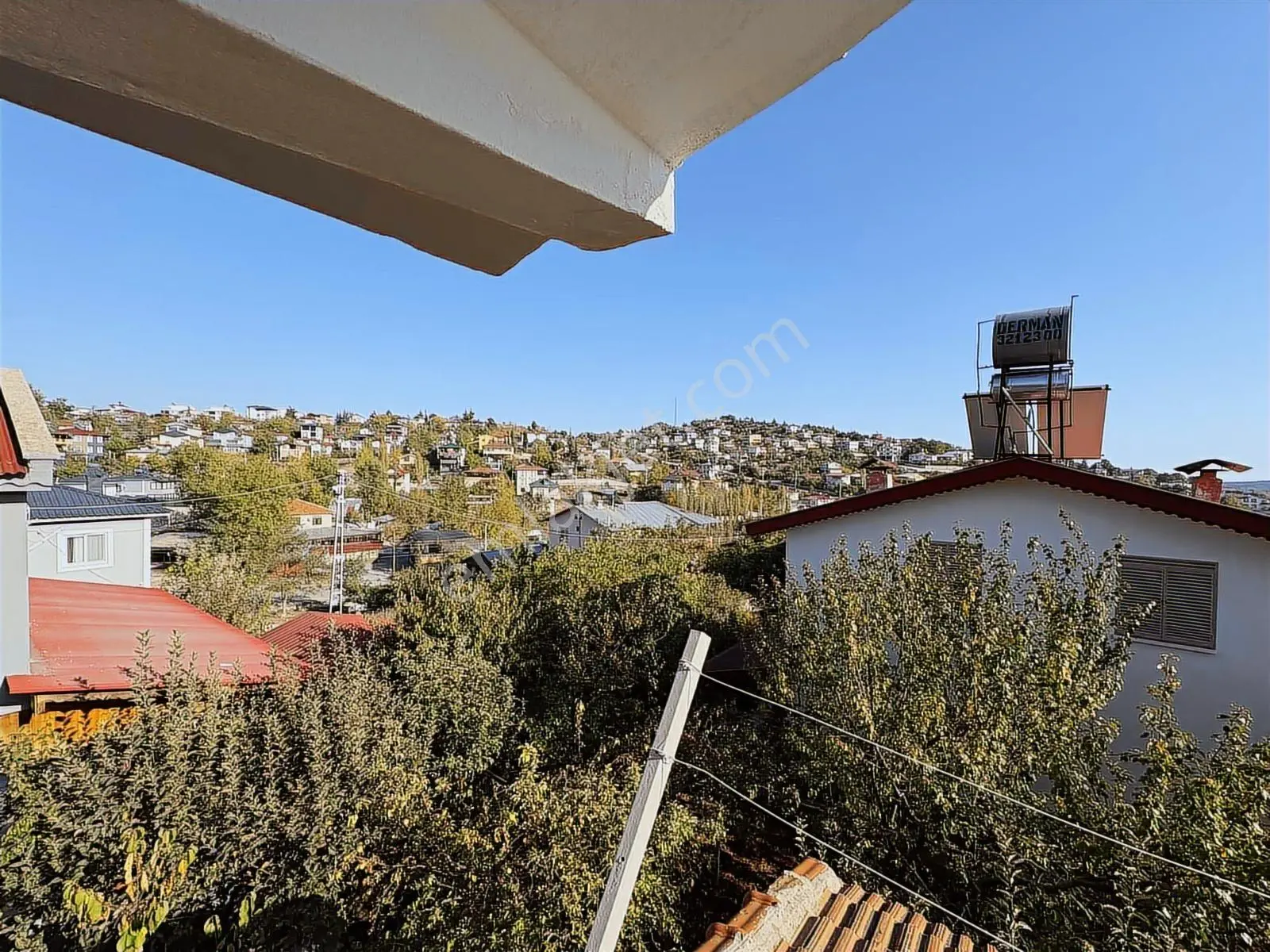 Gözne Sülüklüde Anayola Yakın Müstakil Bahçeli Ev — fotoğraf 5