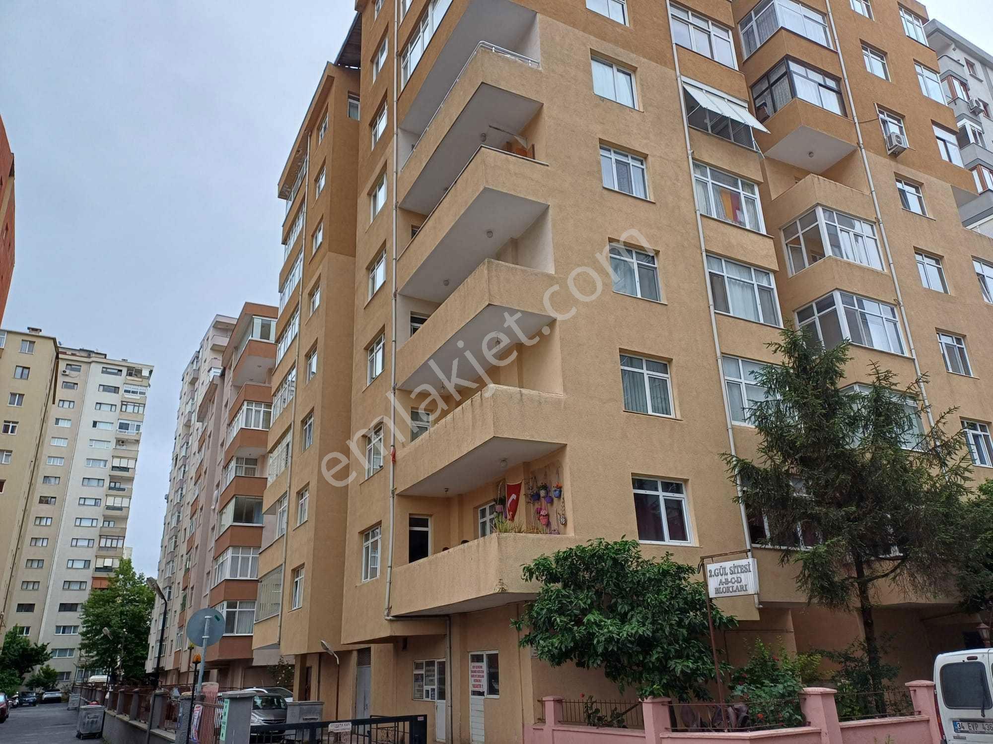 Ataşehır İçerenköy 2. Gül Sıtesı Satılık Arakat Daıre, — fotoğraf 31