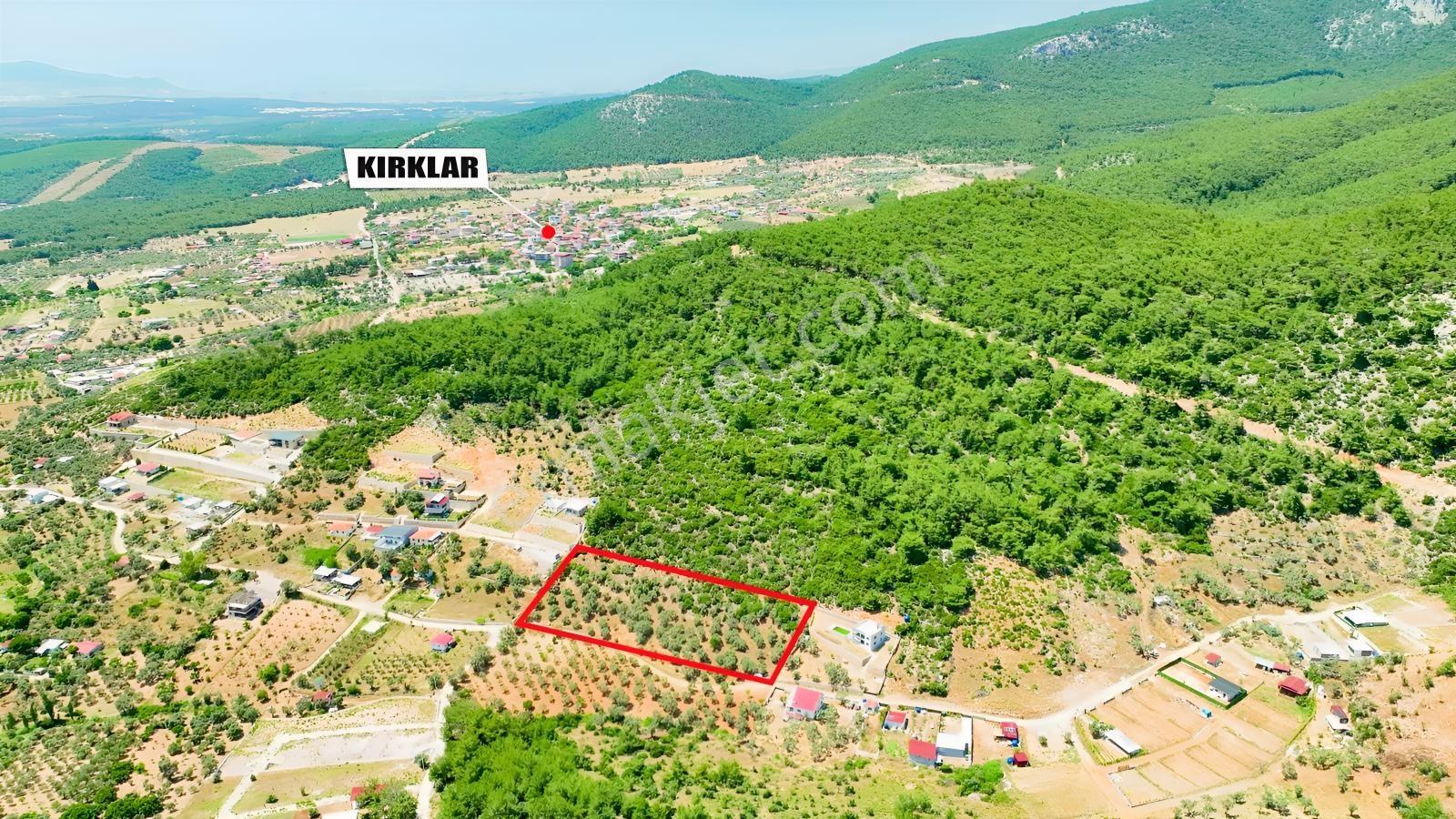 İzmir Buca Kırklarda 8.560 M² Alanlı, Yola 175 M Cepheli Arsa — fotoğraf 22
