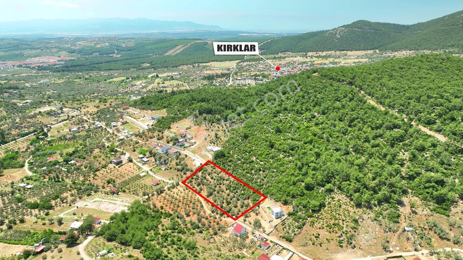 İzmir Buca Kırklarda 8.560 M² Alanlı, Yola 175 M Cepheli Arsa — fotoğraf 24