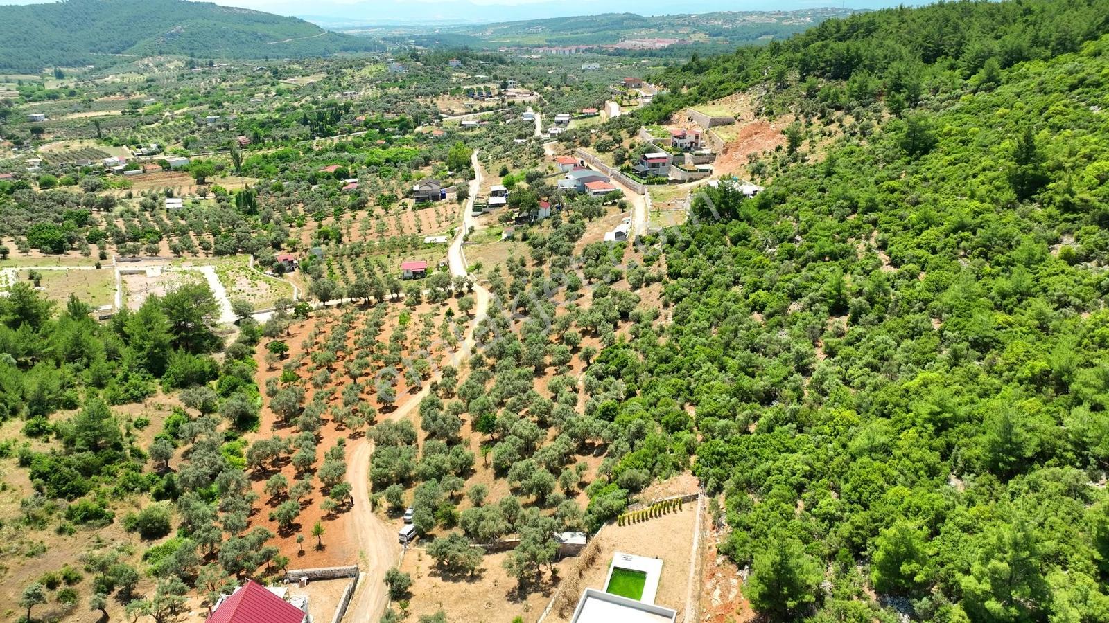 İzmir Buca Kırklarda 8.560 M² Alanlı, Yola 175 M Cepheli Arsa — fotoğraf 27