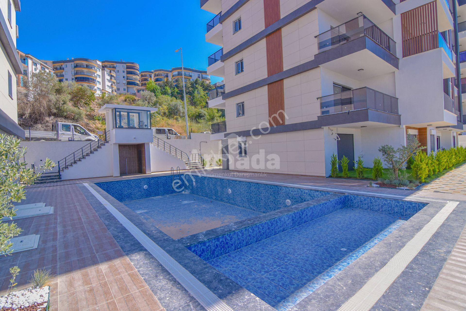 Kuşadası Değirmendere Site İçinde Havuzlu 2+1 Daire