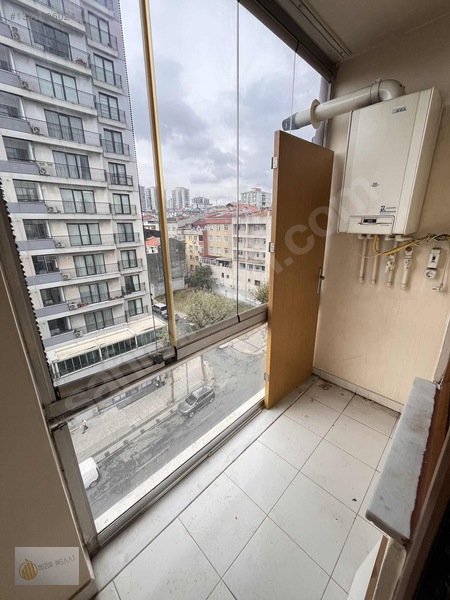 Tek Blok Sitede 2+1 Otoparklı Kiralık Daire — fotoğraf 6