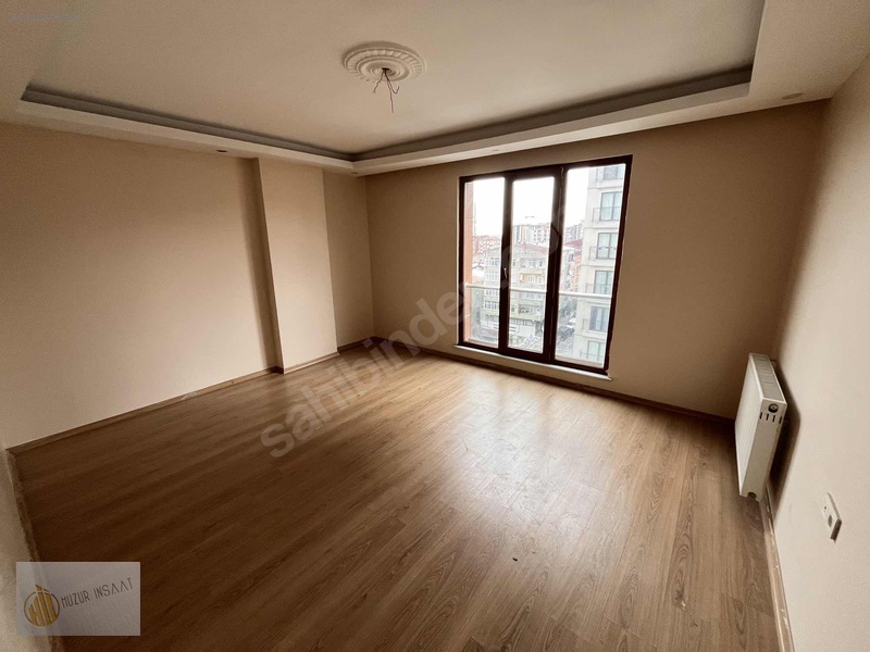 Tek Blok Sitede 2+1 Otoparklı Kiralık Daire — fotoğraf 10