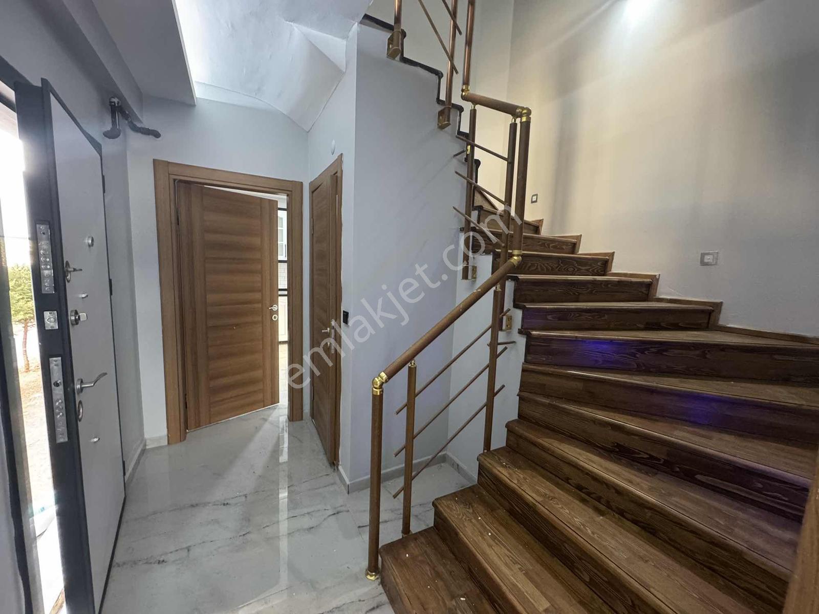 Coldwell Banker Poyraz'dan Fırsat 4+1 Villa — fotoğraf 13