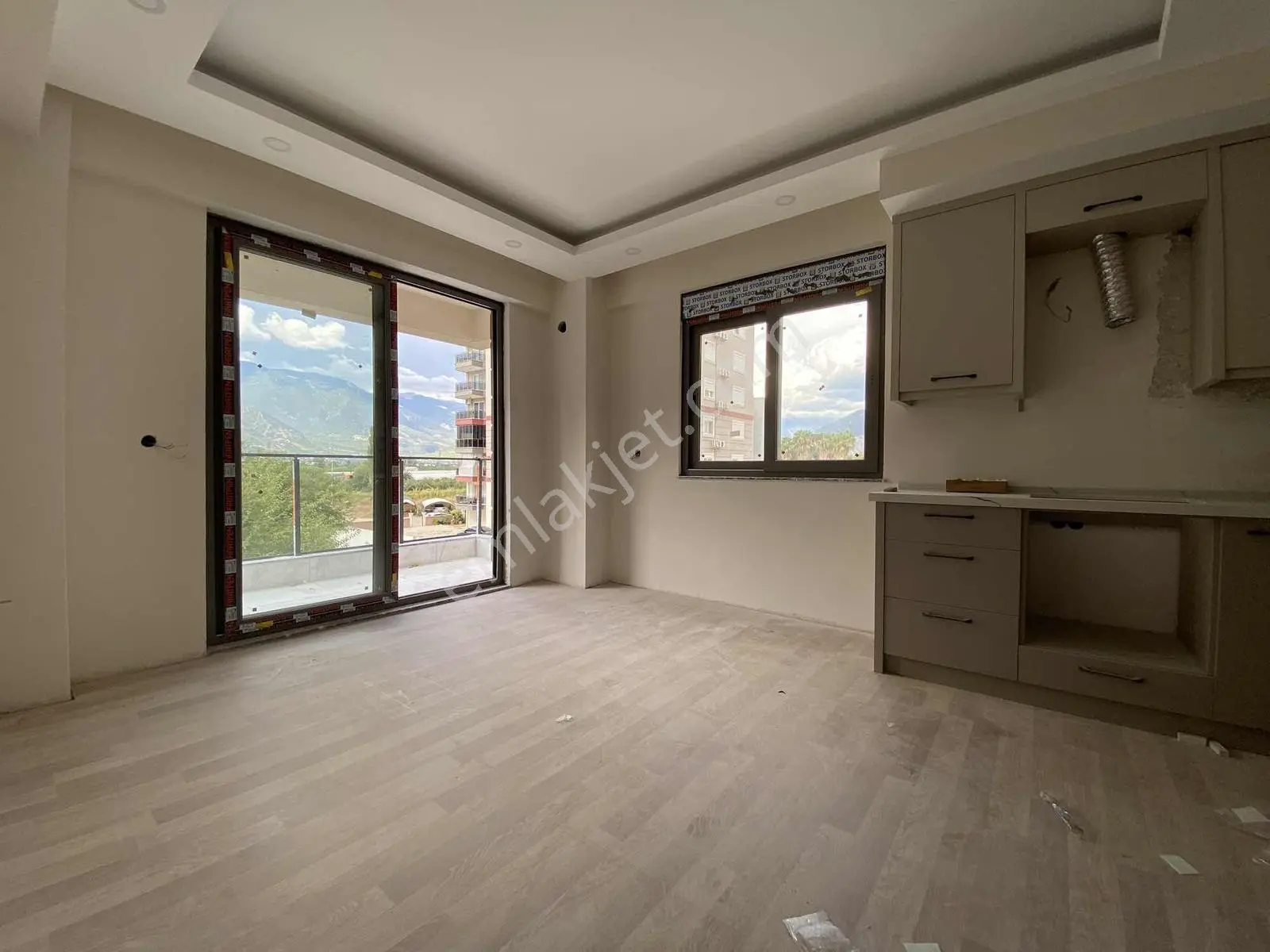 Finike Merkeze Yakın Satılık 1+1 — fotoğraf 2