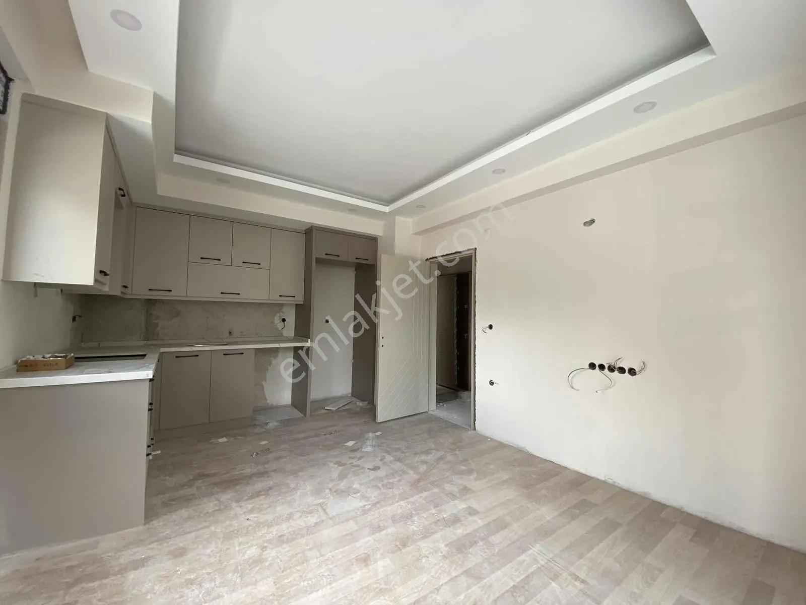 Finike Merkeze Yakın Satılık 1+1 — fotoğraf 3