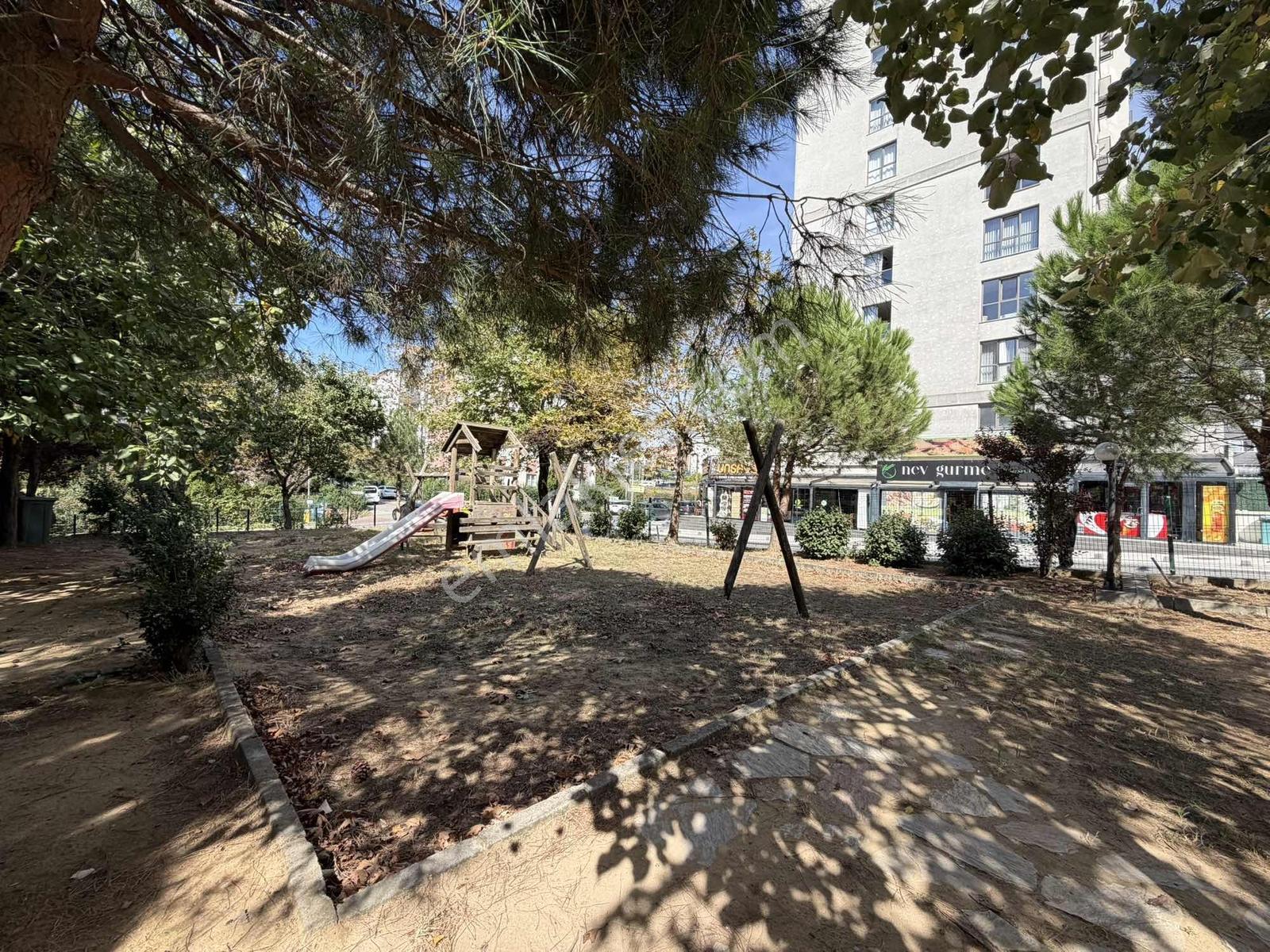 Başakşehir Onurkent Metroya Yakın 3+1 Satılık Daire Yüksek Giriş — fotoğraf 25