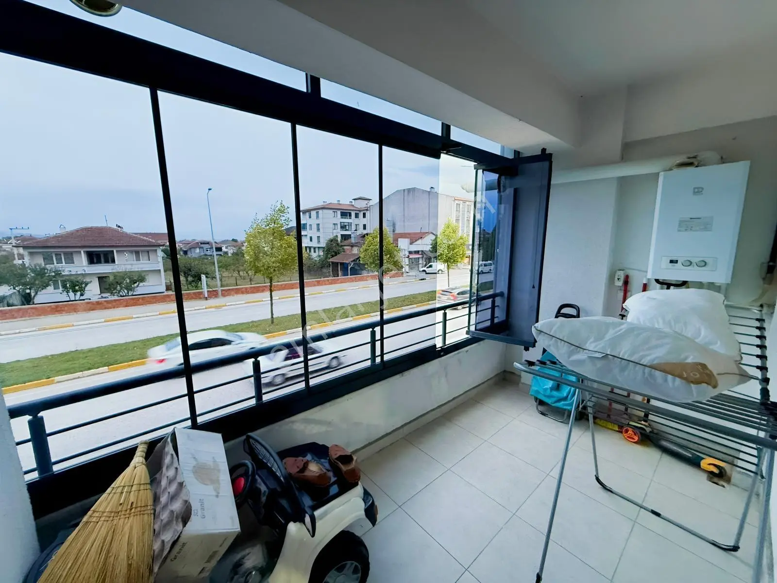 Cumayeri Orta Mah. Cadde Üstü Satılık 135 M² Ara Kat 3+1 — fotoğraf 5