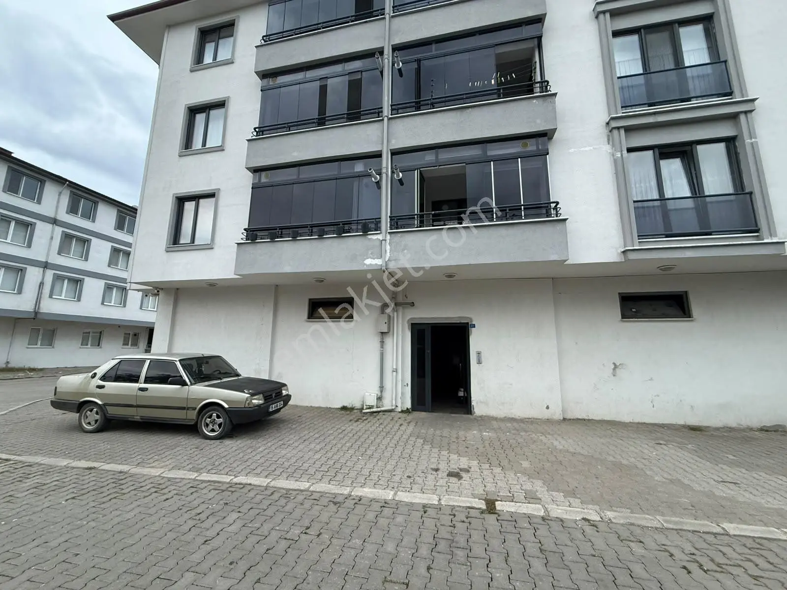 Cumayeri Orta Mah. Cadde Üstü Satılık 135 M² Ara Kat 3+1 — fotoğraf 16