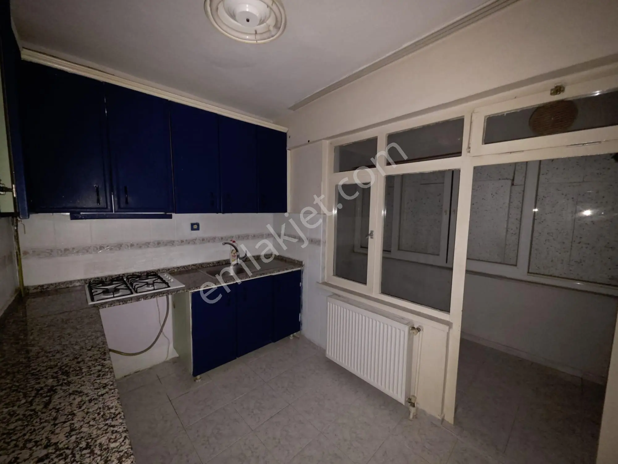 Balıkesir Altıeylül Bahçelievler De Demirdağ Emlak Tan 2+1 Kombili Ara Kat Daire. — fotoğraf 2