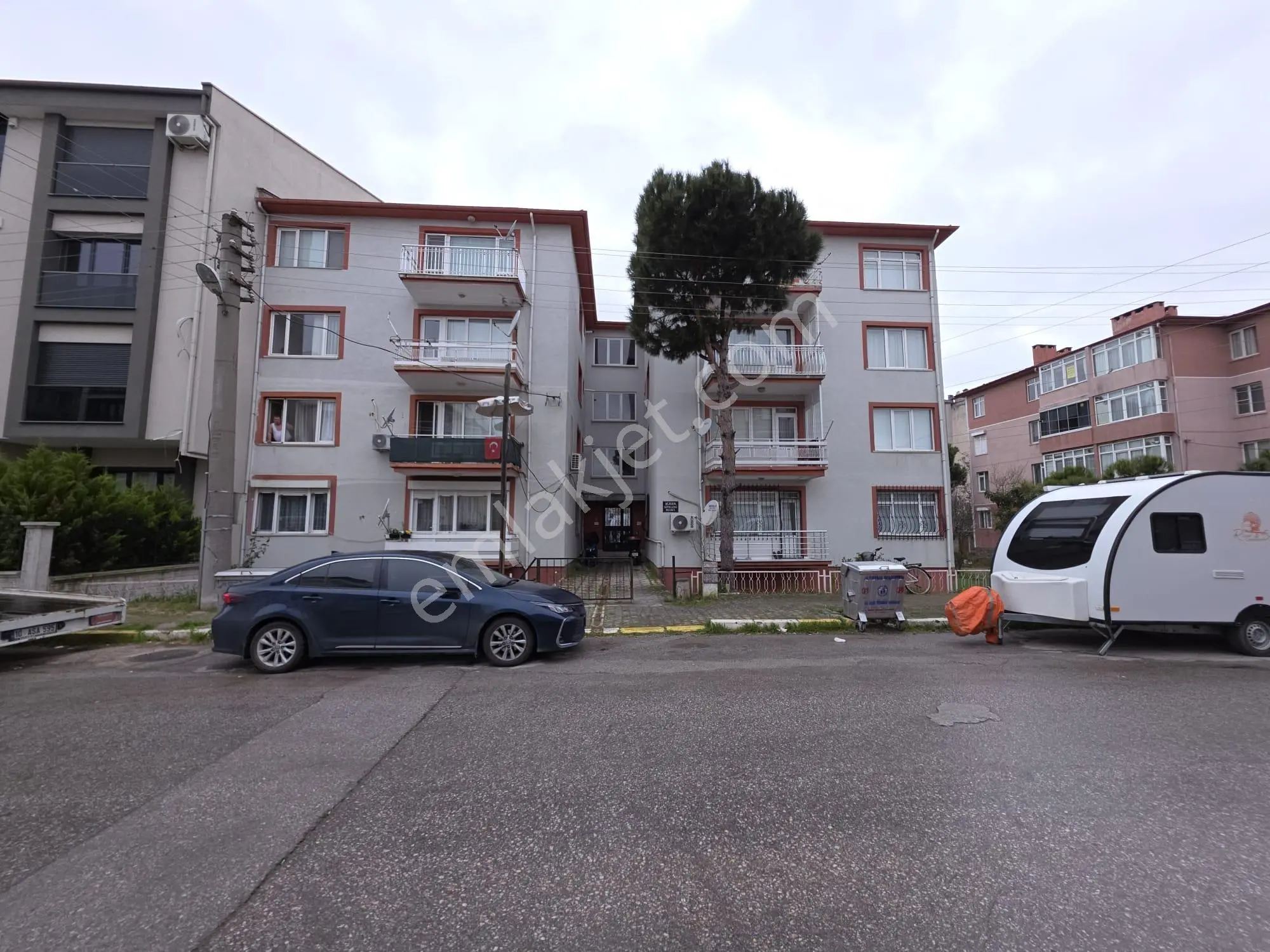 Balıkesir Altıeylül Bahçelievler De Demirdağ Emlak Tan 2+1 Kombili Ara Kat Daire. — fotoğraf 10