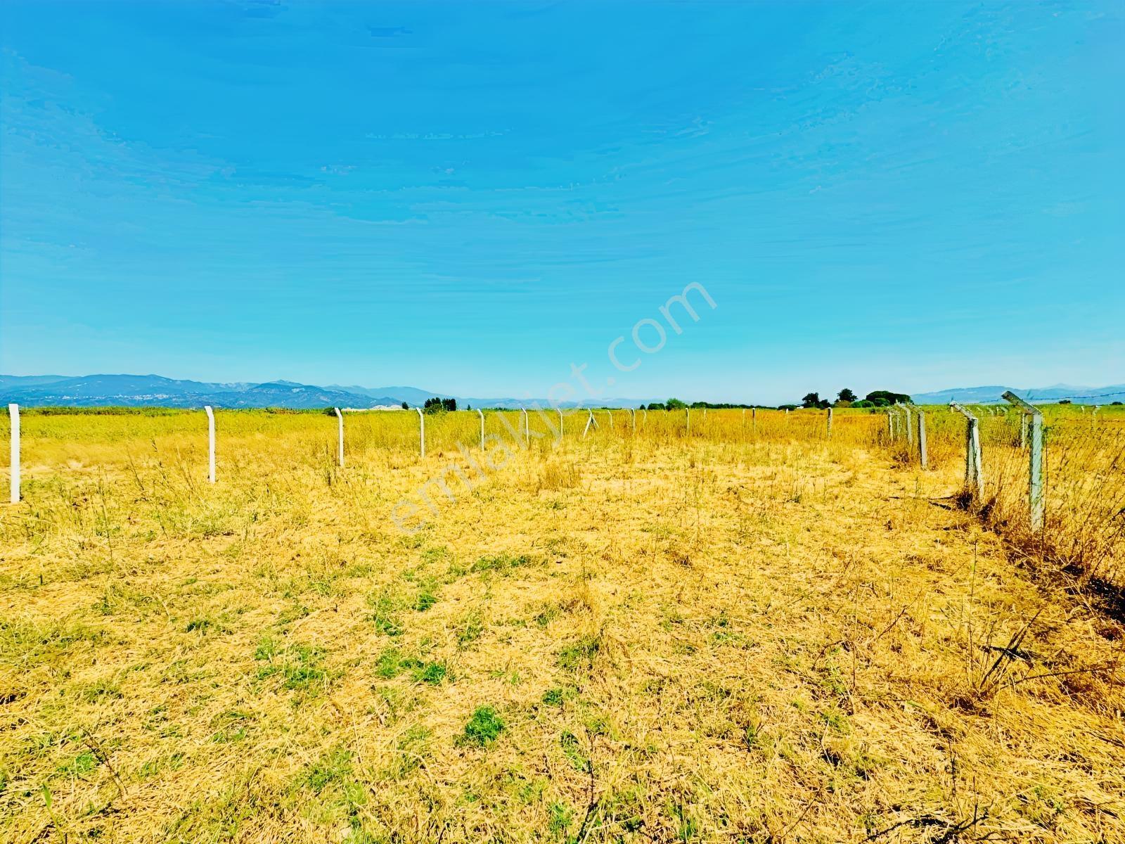 Burhaniyede Gültaş Emlaktan Satılık 362 M² Köşe Parsel Arsa — fotoğraf 17