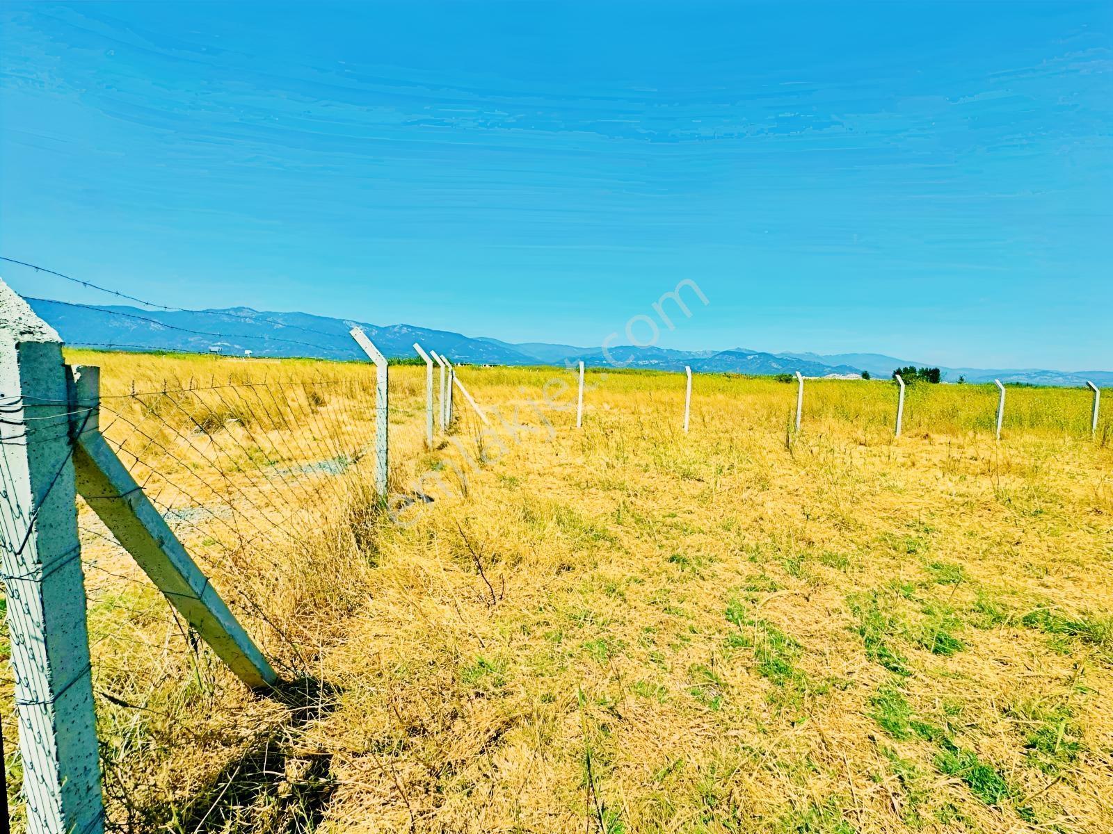 Burhaniyede Gültaş Emlaktan Satılık 362 M² Köşe Parsel Arsa — fotoğraf 19
