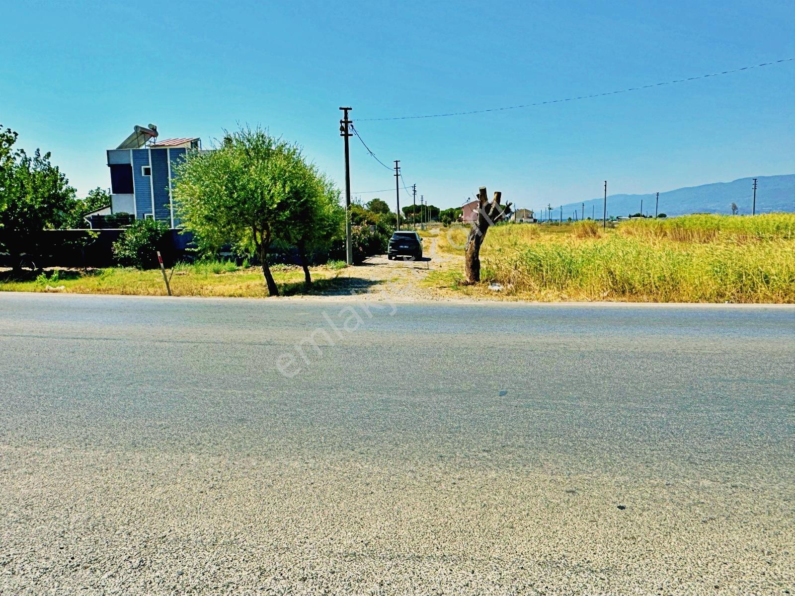 Burhaniyede Gültaş Emlaktan Satılık 362 M² Köşe Parsel Arsa — fotoğraf 33