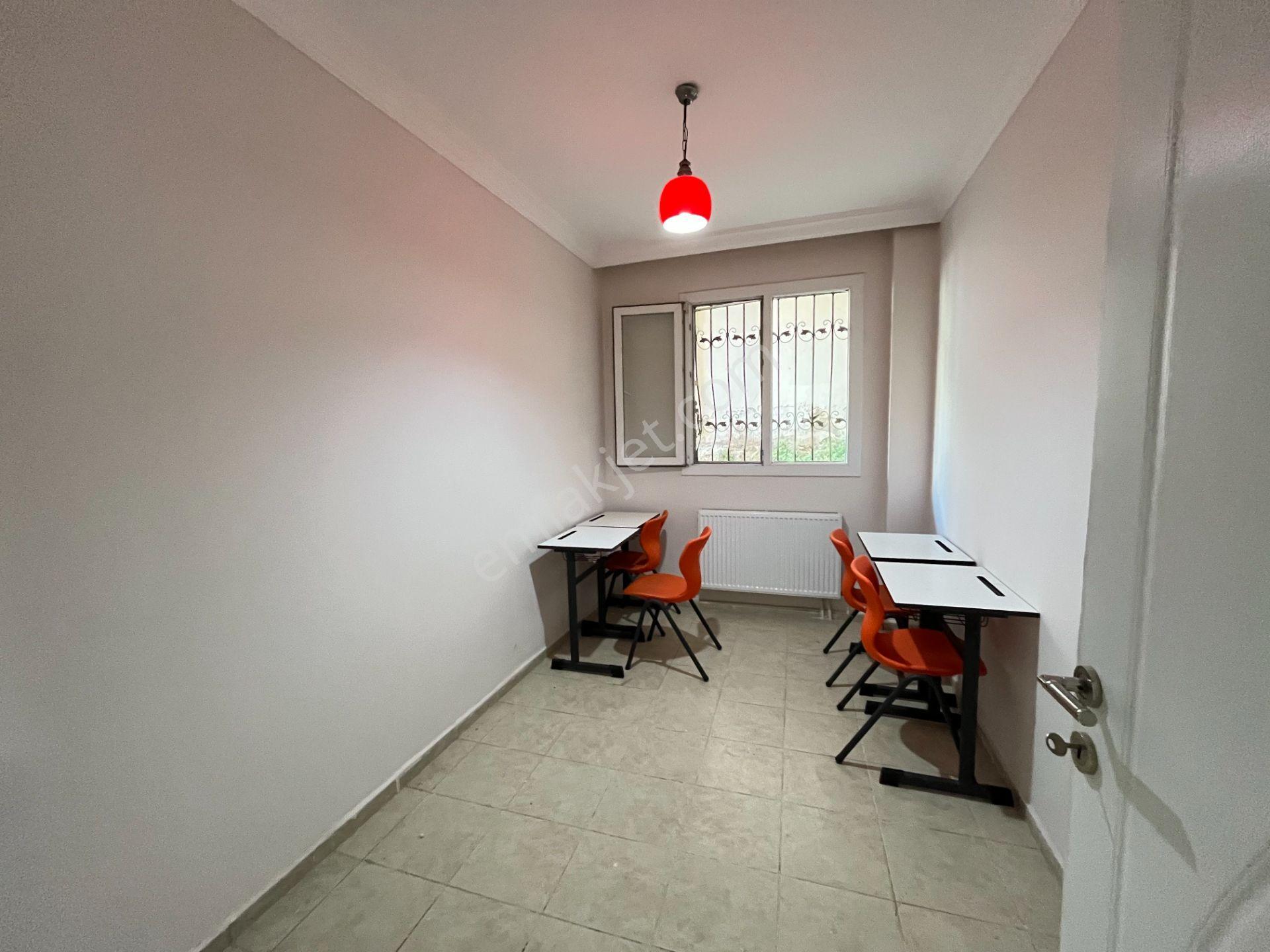 Seferihisar Şehir Merkezinde Satılık 3+1 Daire | 130 M² | Ayrı Mutfak | Zemin Kat | Önü Açık — fotoğraf 15