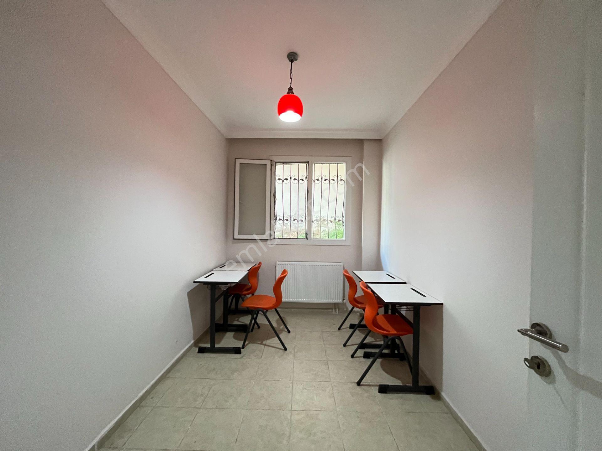 Seferihisar Şehir Merkezinde Satılık 3+1 Daire | 130 M² | Ayrı Mutfak | Zemin Kat | Önü Açık — fotoğraf 16