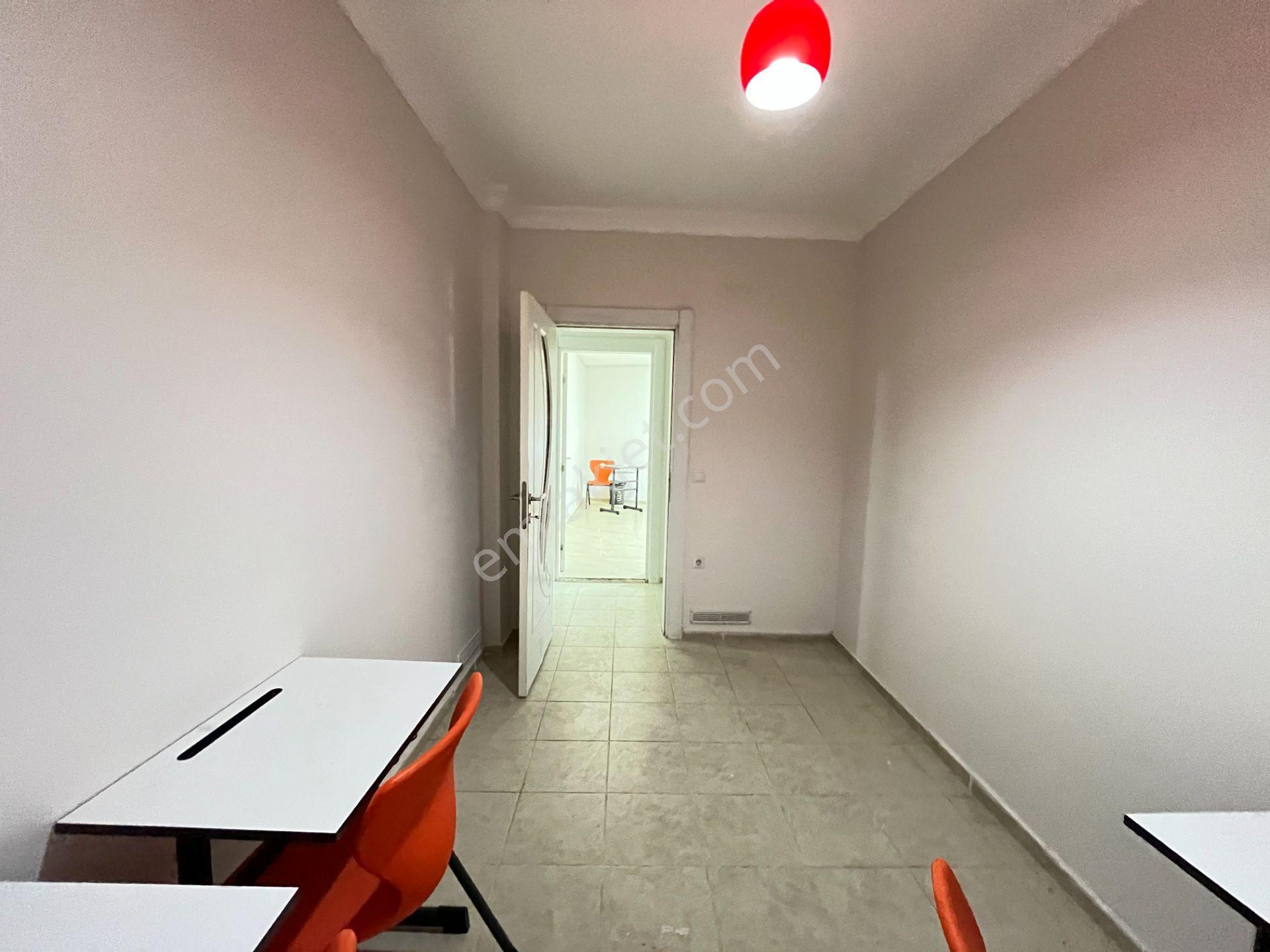 Seferihisar Şehir Merkezinde Satılık 3+1 Daire | 130 M² | Ayrı Mutfak | Zemin Kat | Önü Açık — fotoğraf 18
