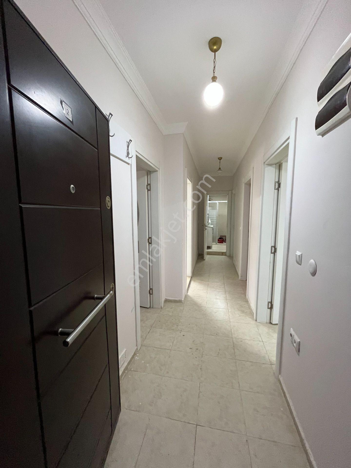 Seferihisar Şehir Merkezinde Satılık 3+1 Daire | 130 M² | Ayrı Mutfak | Zemin Kat | Önü Açık — fotoğraf 25