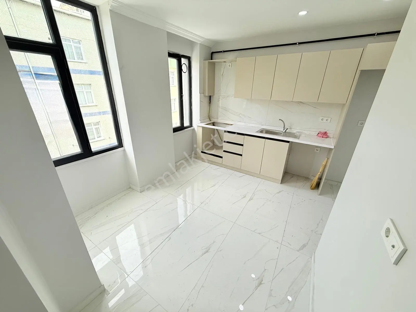 Pusula İnş'tan Cebeci Mah 2+1 90m2 Ebeveyn Banyolu Sıfır Ara Kat — fotoğraf 7