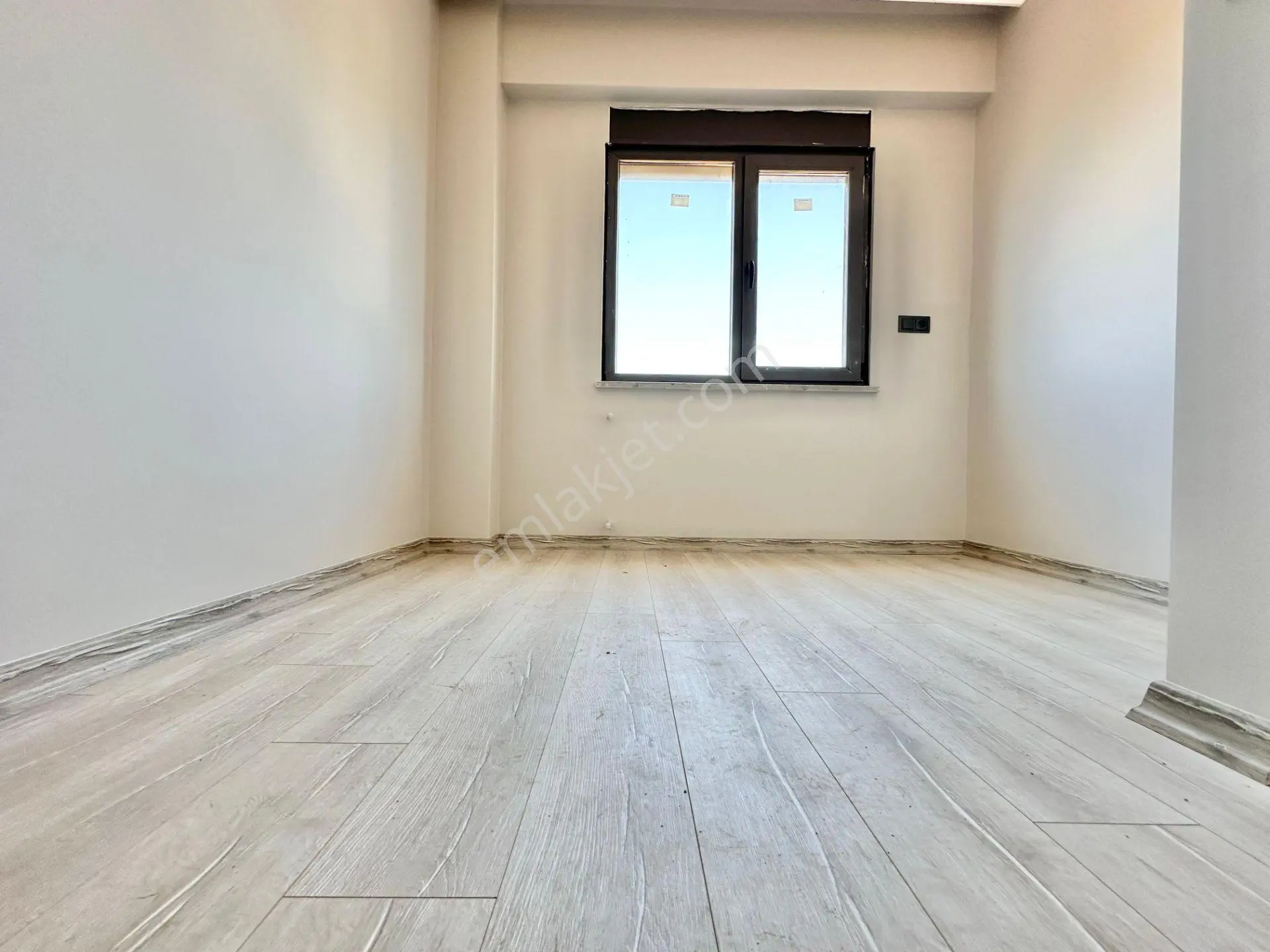 Ay Emlak'tan Pelitköy'de Denize Sadece 100 Mt Doğa İle İç İçe Satılık 3+1 Lüx Müstakil Yazlık — fotoğraf 17