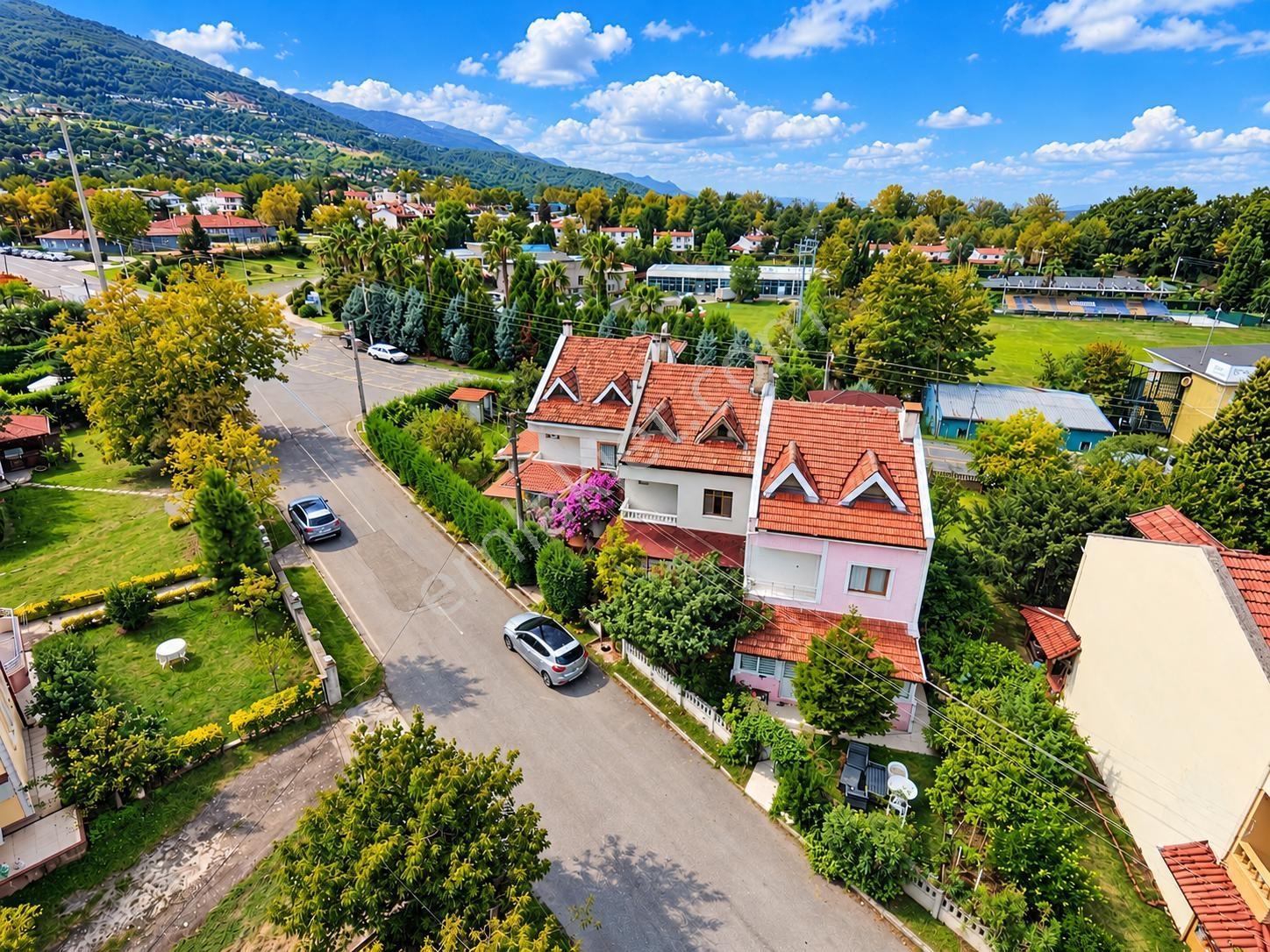 Sapanca Kırkpınarda 3 Katlı Bahçeli 5+2 Satılık Müstakil Ev — fotoğraf 28