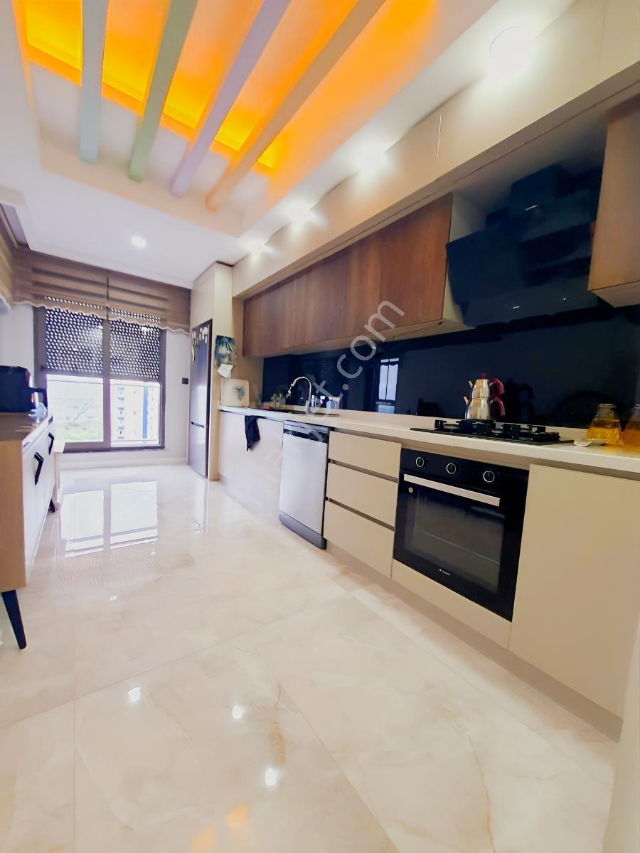 Çankaya Mahallesi'nde Şehir Manzaralı 3+1 Daire