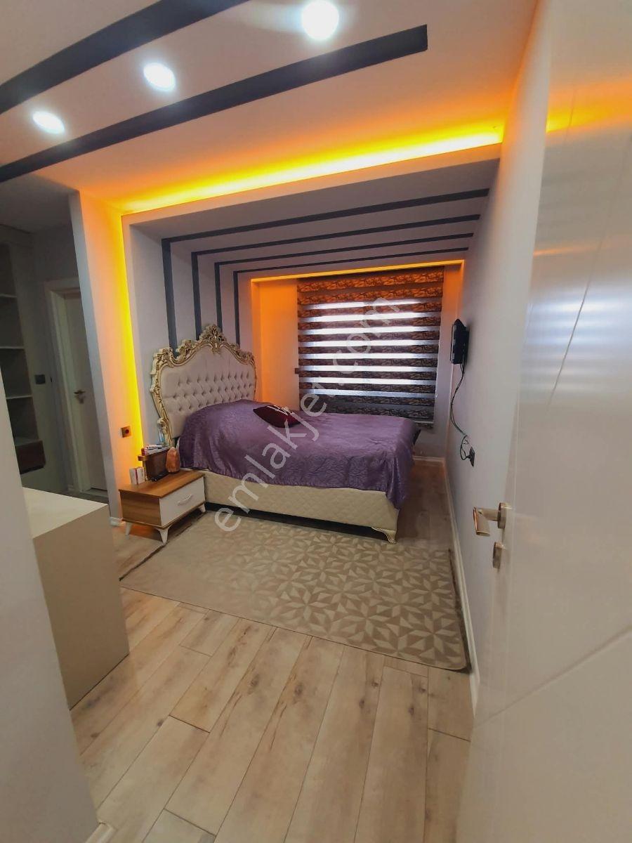 Çankaya Mahallesi'nde Şehir Manzaralı 3+1 Daire — fotoğraf 12