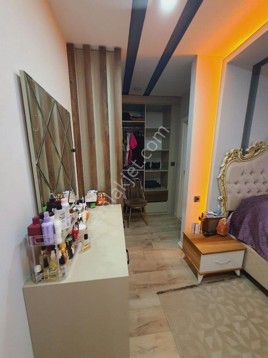 Çankaya Mahallesi'nde Şehir Manzaralı 3+1 Daire — fotoğraf 13