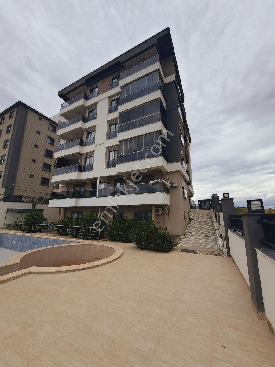 Çankaya Mahallesi'nde Şehir Manzaralı 3+1 Daire — fotoğraf 23