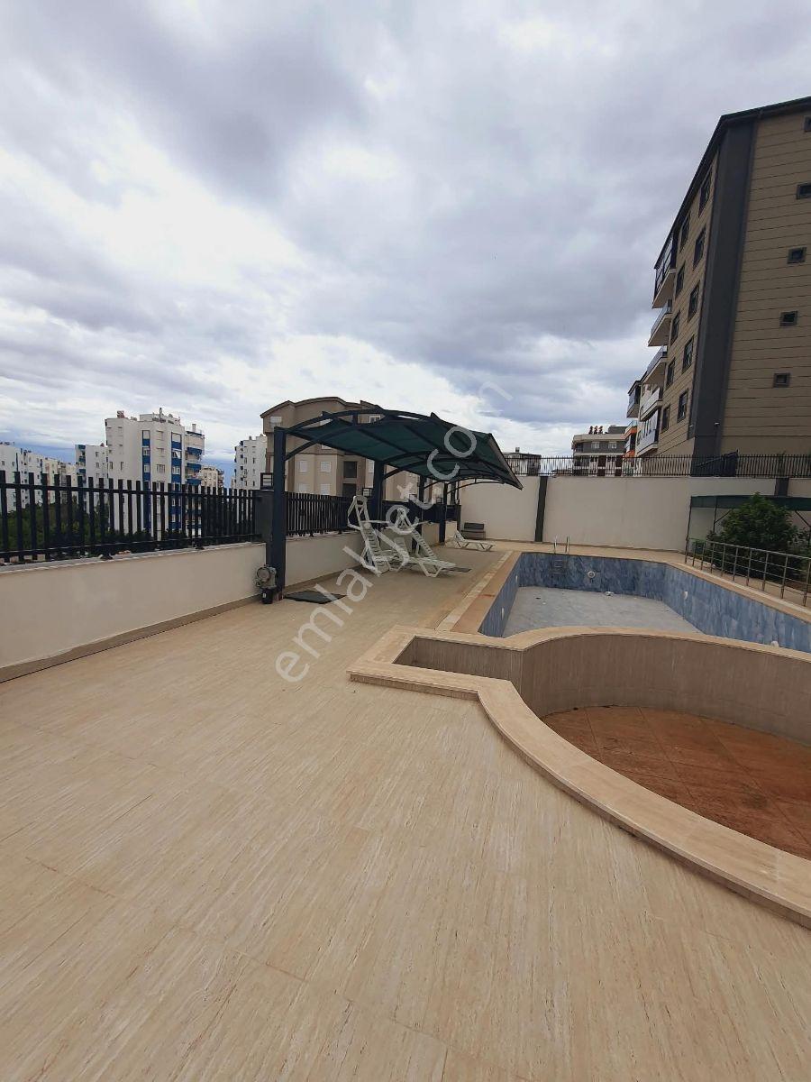Çankaya Mahallesi'nde Şehir Manzaralı 3+1 Daire — fotoğraf 24