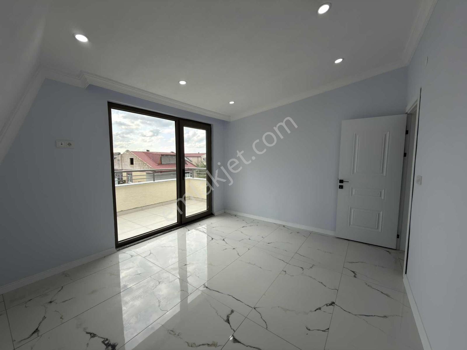 Adl'den Köşe Parsel Havuzlu Geniş Bahçeli Merkez Plaj 4+1 Villa! — fotoğraf 27